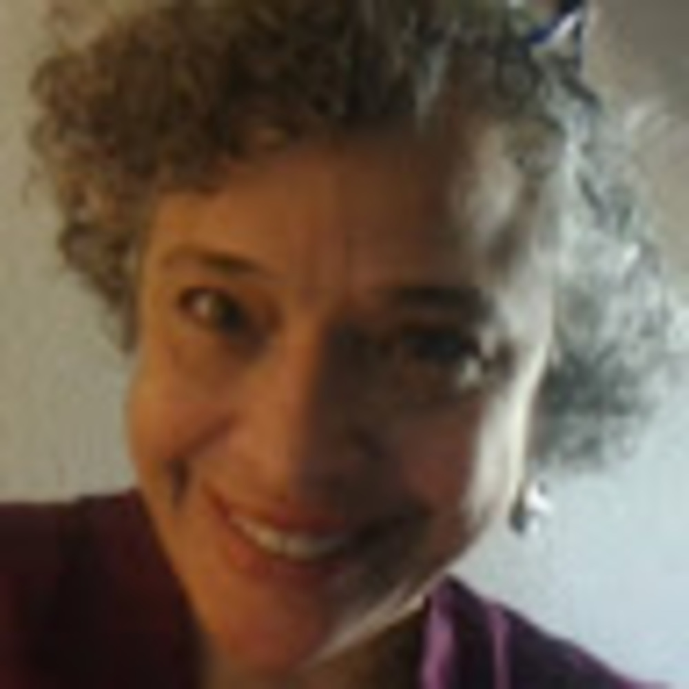 Meet your Posher, Denise